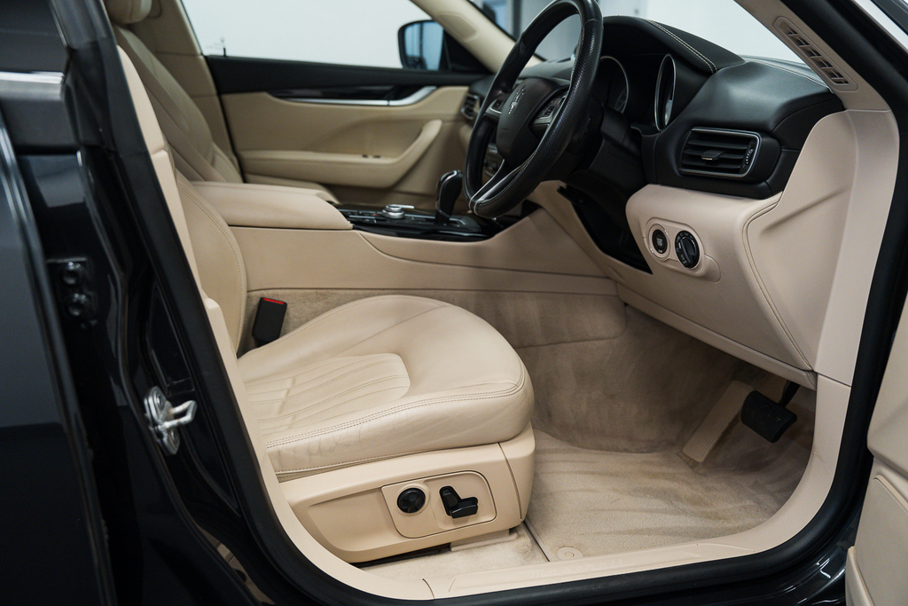 Maserati Levante S  #37