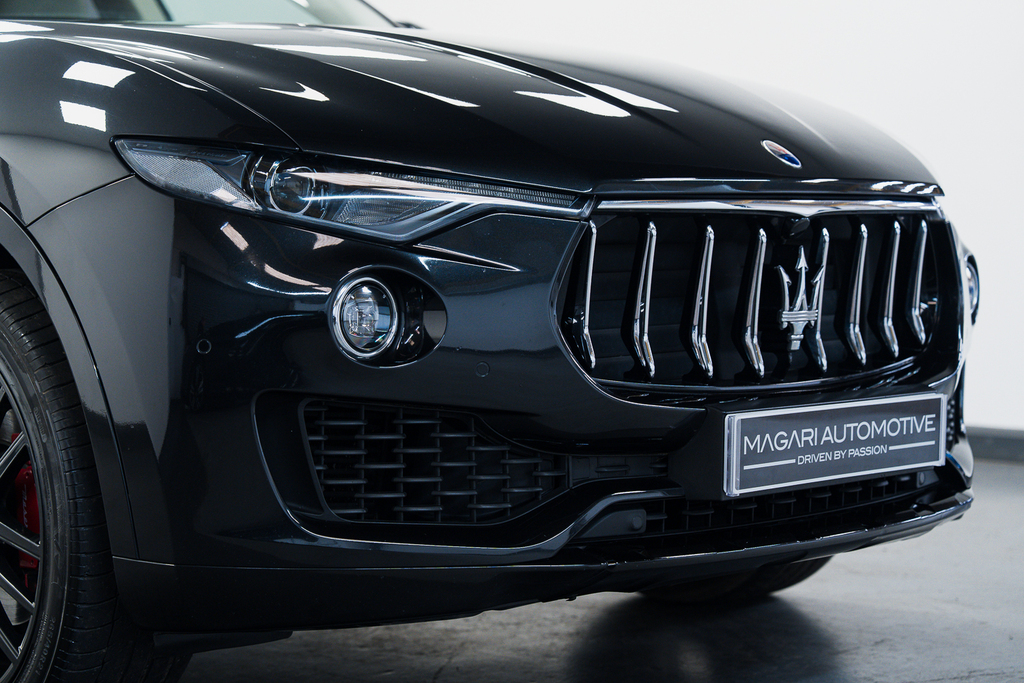 Maserati Levante S  #10