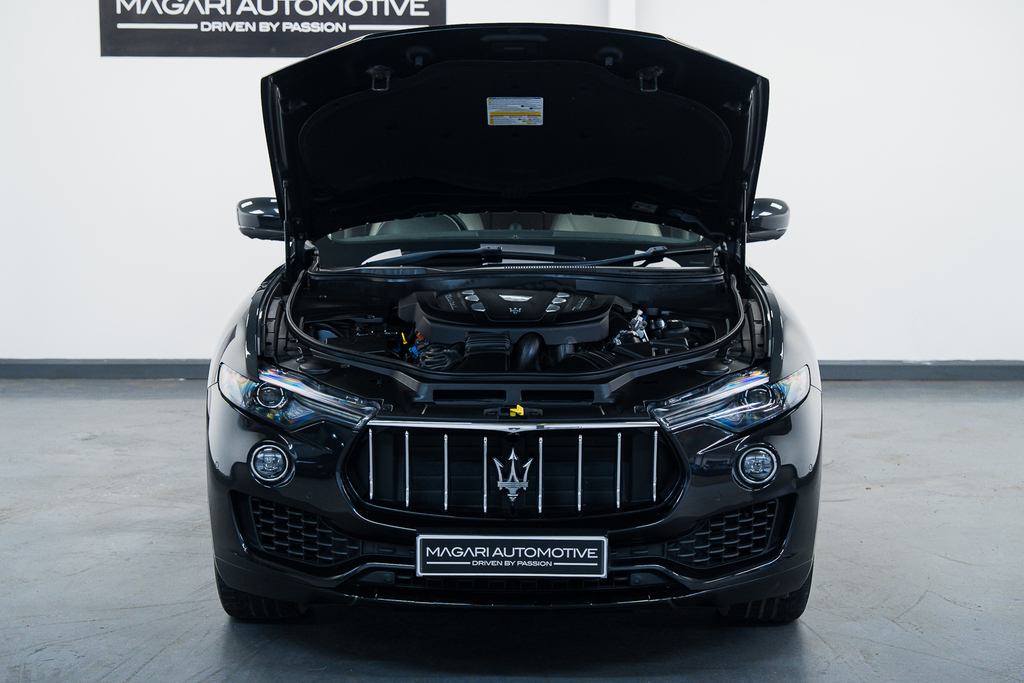 Maserati Levante S  #67