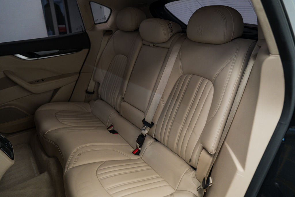 Maserati Levante S  #59