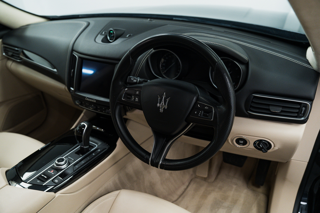 Maserati Levante S  #38