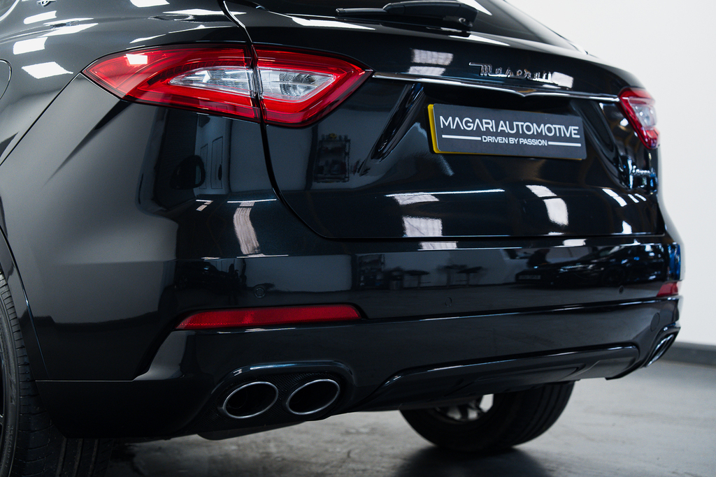 Maserati Levante S  #18