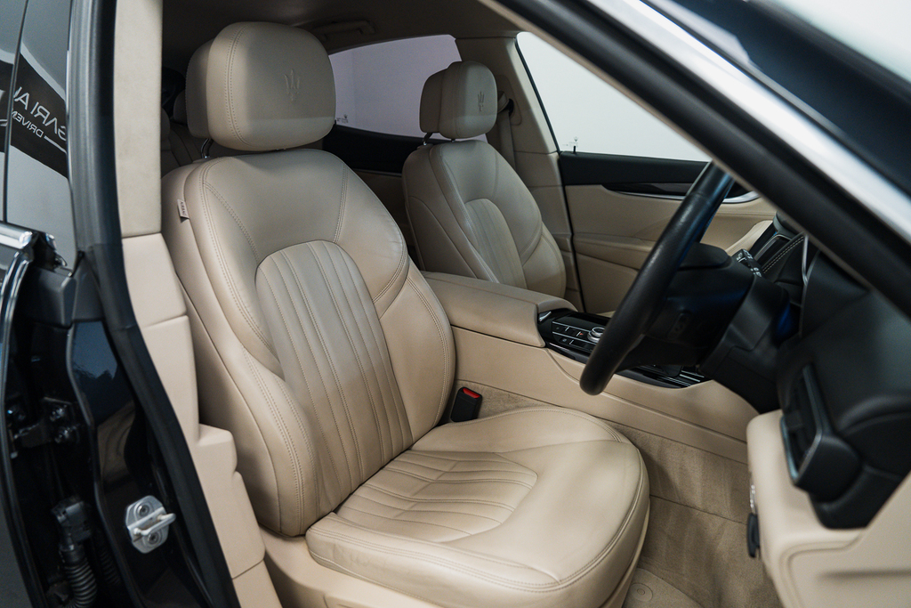 Maserati Levante S  #48