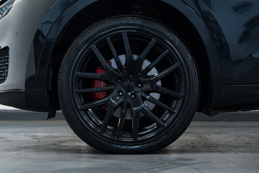 Maserati Levante S  #28