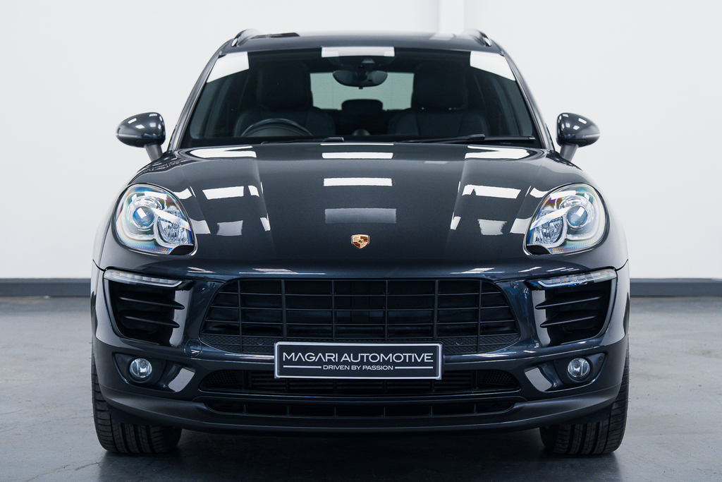 Porsche Macan 2L Null Black #7