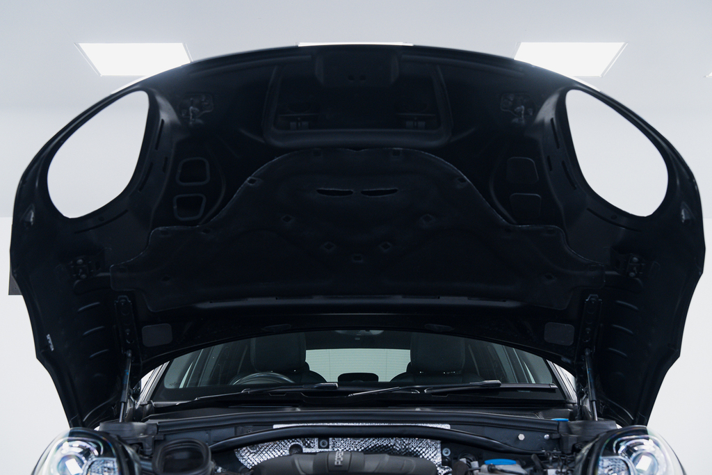 Porsche Macan 2L Null Black #67