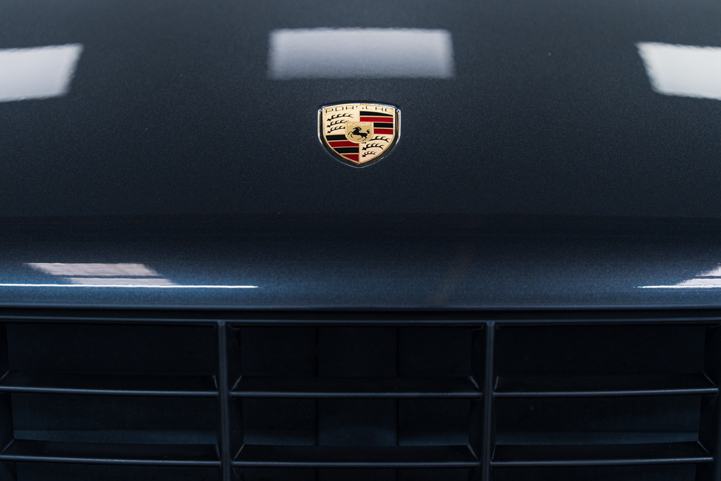 Porsche Macan 2L Null Black #8