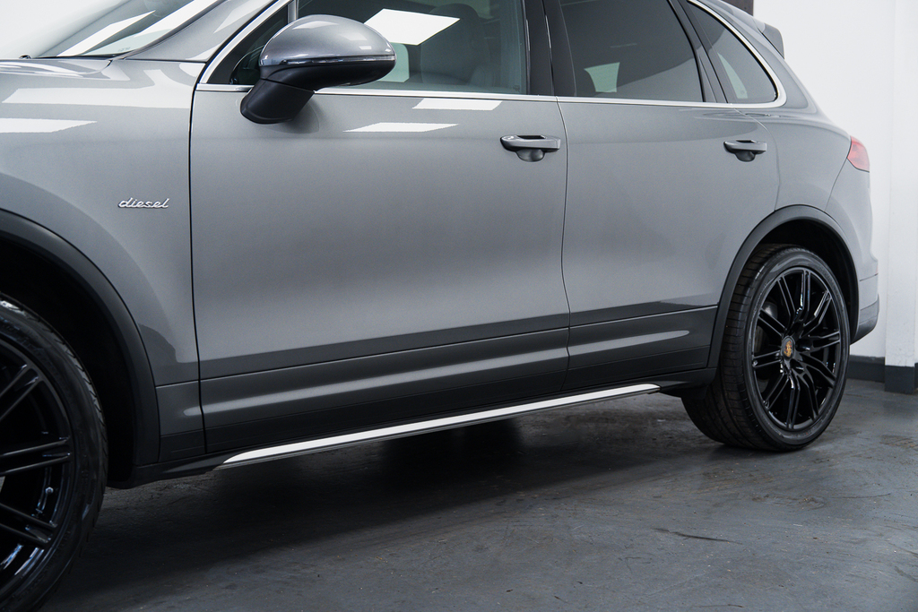 Porsche Cayenne 3.0 V6 E-hybrid S Platinum Edition Tiptronics 4Wd Black #21