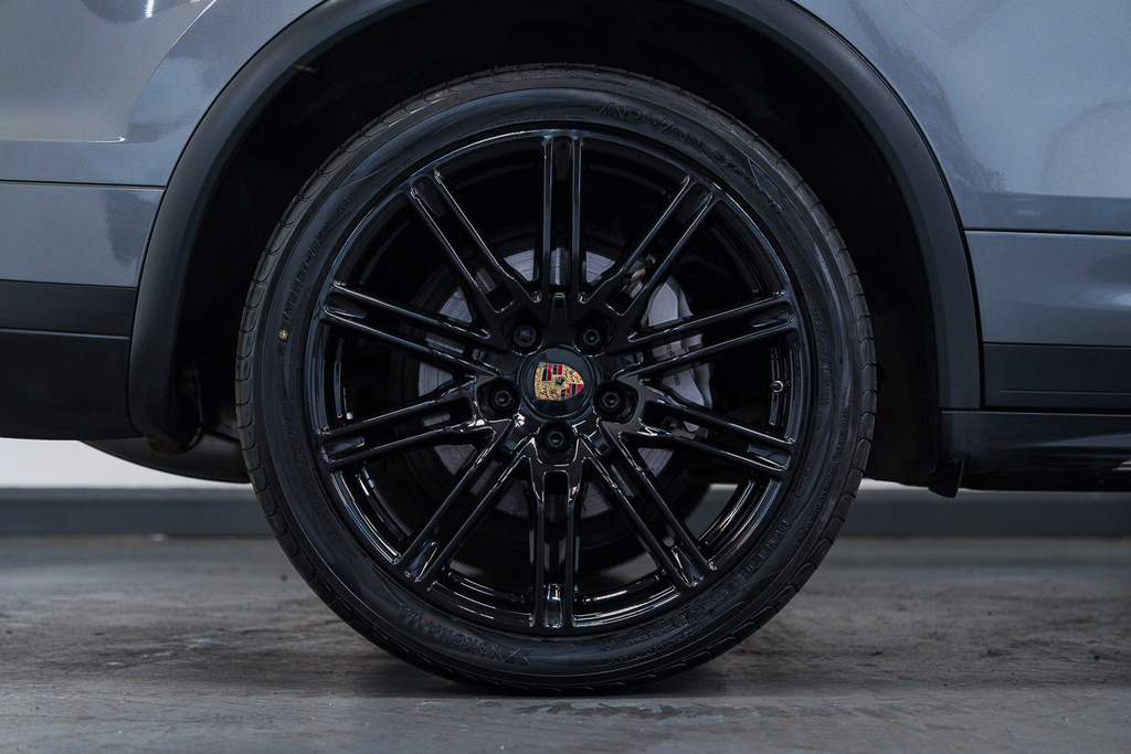 Porsche Cayenne 3.0 V6 E-hybrid S Platinum Edition Tiptronics 4Wd Black #31