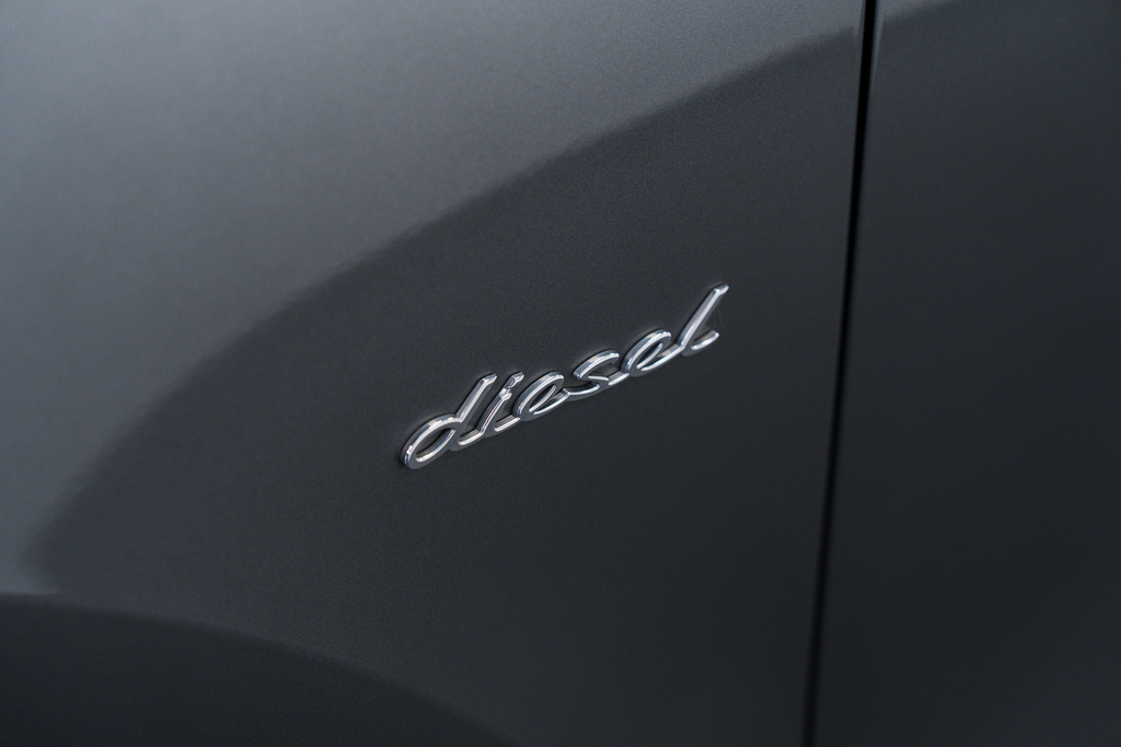 Porsche Cayenne 3.0 V6 E-hybrid S Platinum Edition Tiptronics 4Wd Black #20