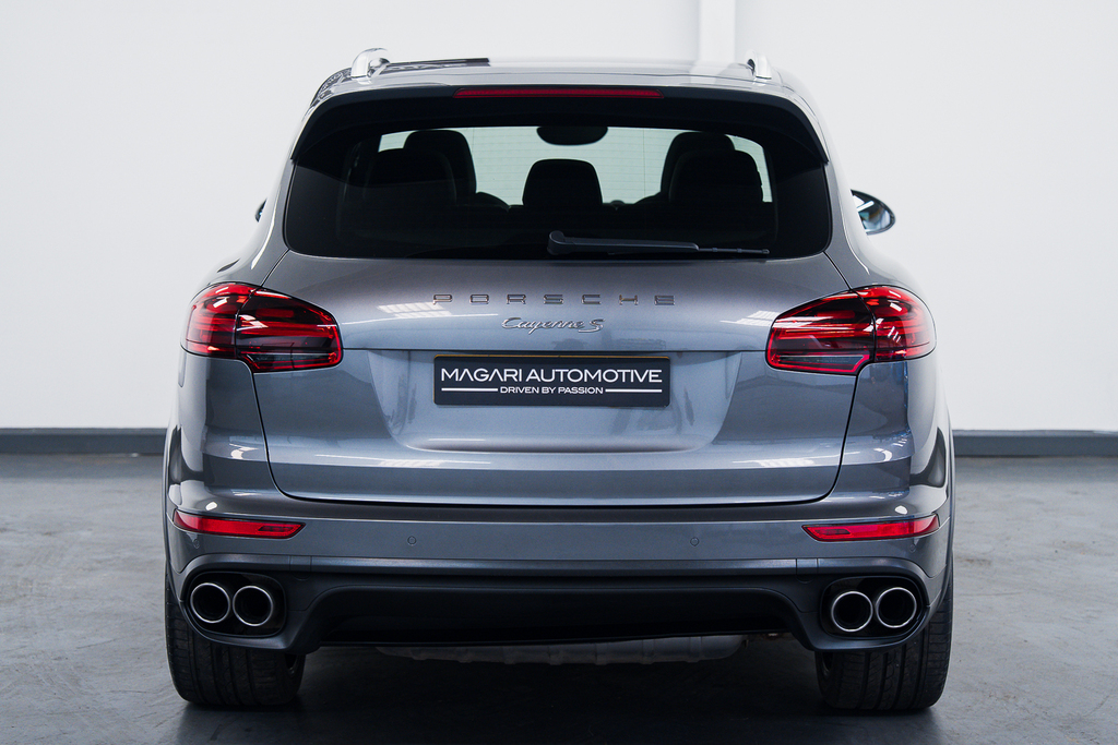 Porsche Cayenne 3.0 V6 E-hybrid S Platinum Edition Tiptronics 4Wd Black #14