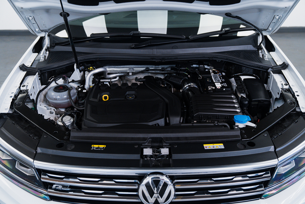 Volkswagen Tiguan Petrol HJ20WRE White #3