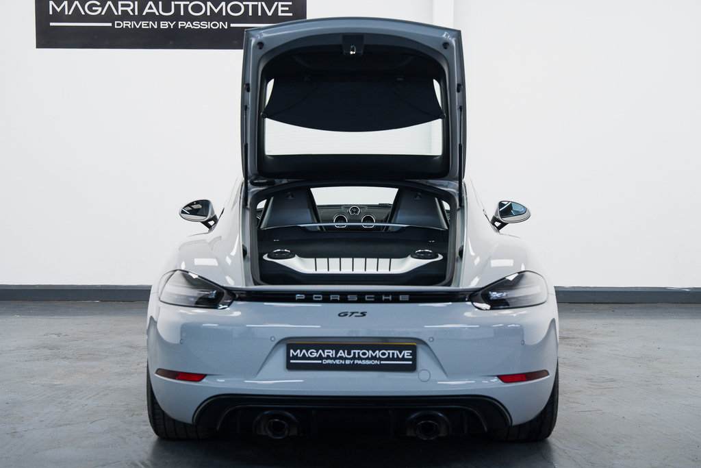 Porsche 718 Cayman 718 Cayman S-a Blue #55