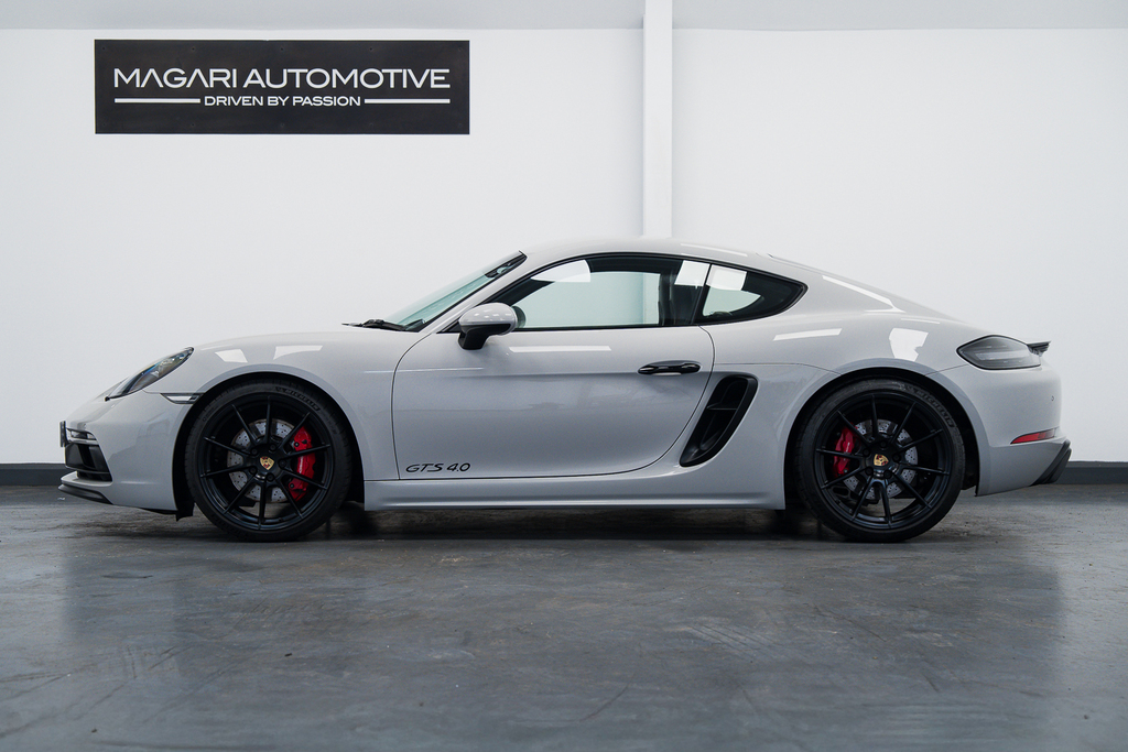 Porsche 718 Cayman 718 Cayman S-a Blue #19