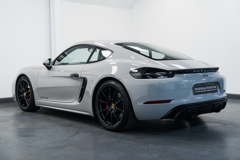 Porsche 718 Cayman 718 Cayman S-a Blue #17