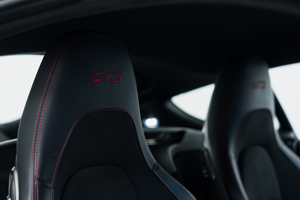 Porsche 718 Cayman 718 Cayman S-a Blue #48