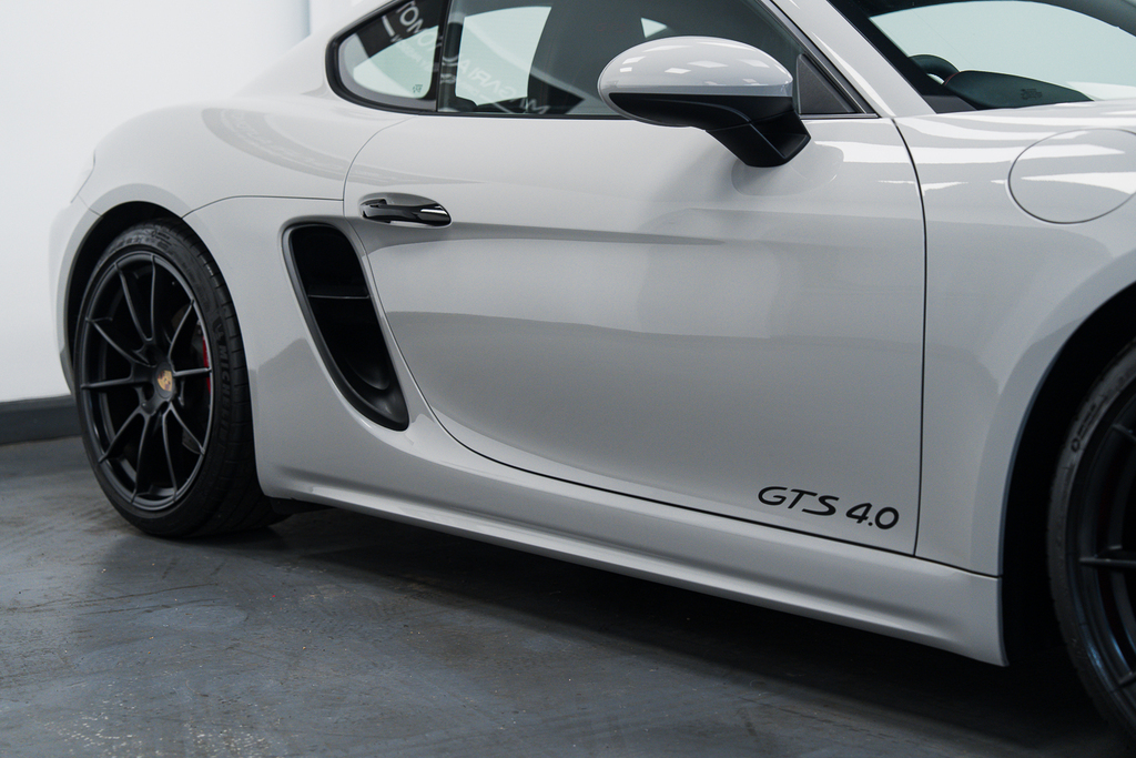 Porsche 718 Cayman 718 Cayman S-a Blue #25