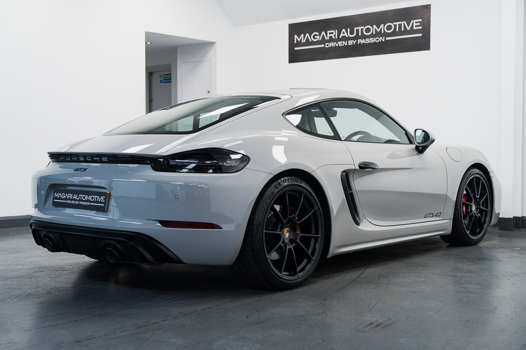 Porsche 718 Cayman 718 Cayman S-a Blue #13