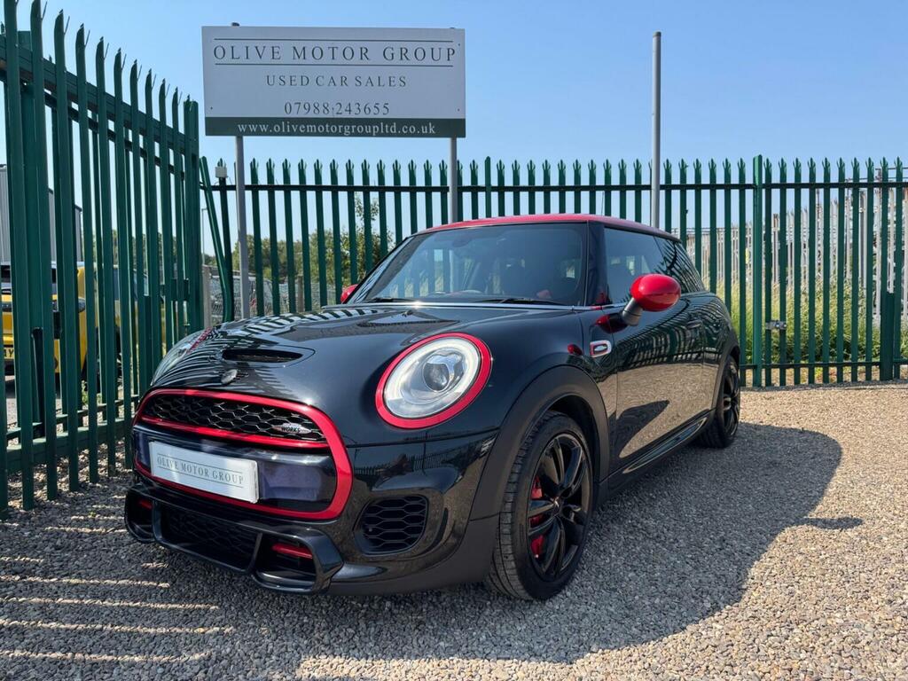 Mini Hatch 2.0 John Cooper Works Euro 6 Ss Black