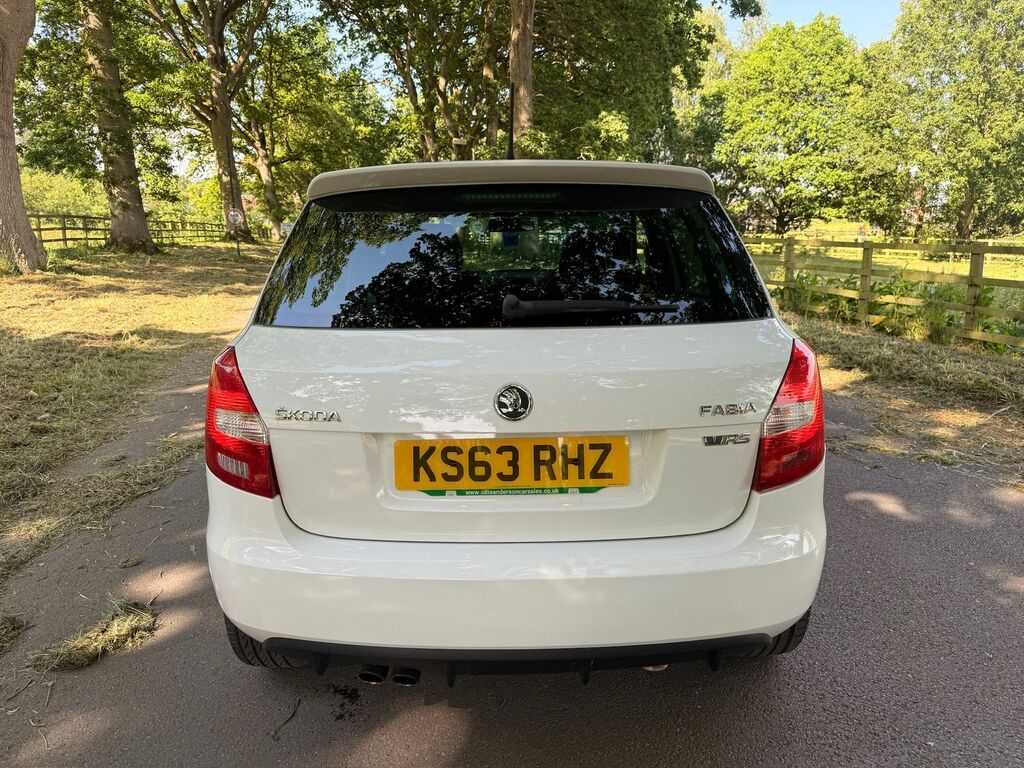 Skoda Fabia 1.4 Tsi Vrs S2000 Hatchback Dsg Euro 5 White #4