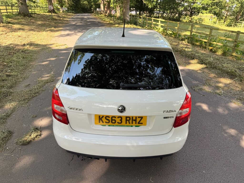 Skoda Fabia 1.4 Tsi Vrs S2000 Hatchback Dsg Euro 5 White #5