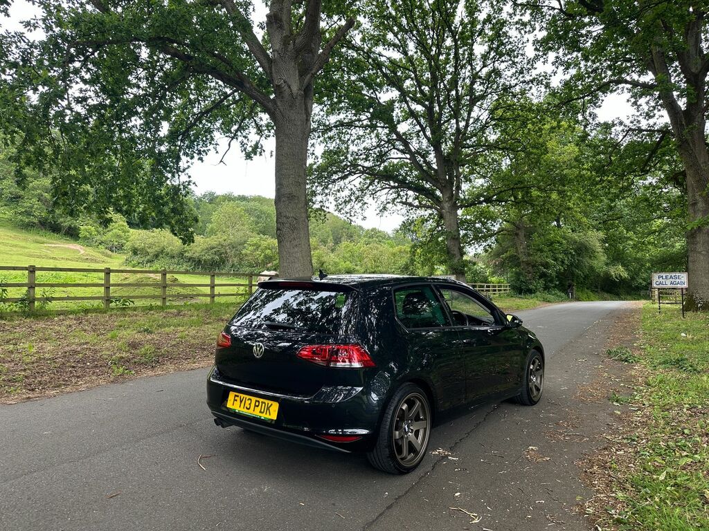 Volkswagen Golf 2.0 Tdi Bluemotion Tech Gt Hatchback Ma FY13PDK Black #3