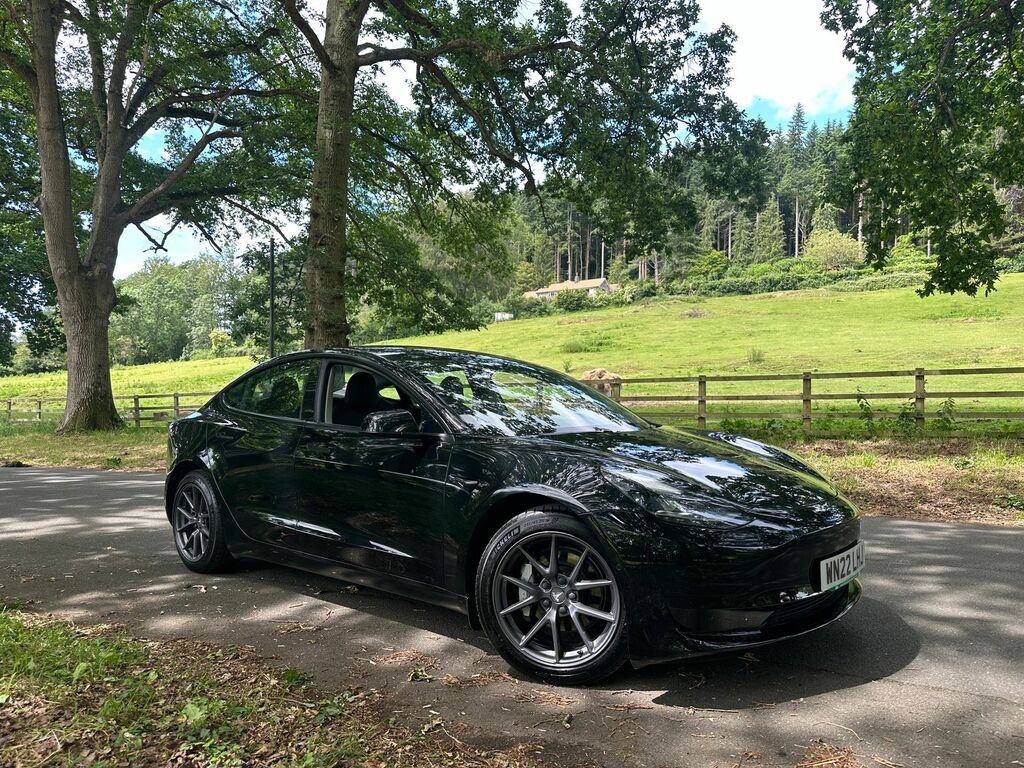 Tesla Model 3 Standard Range Plus Saloon Rwd Black