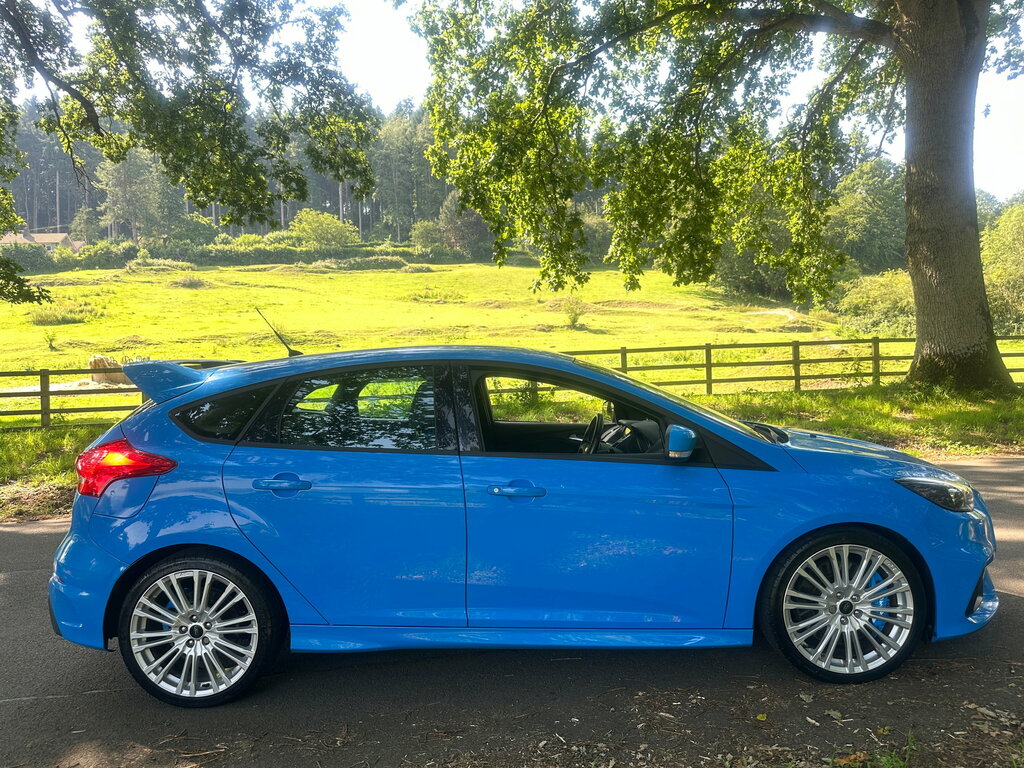 Ford Focus 2.3T Ecoboost Rs Hatchback Awd E Blue #2