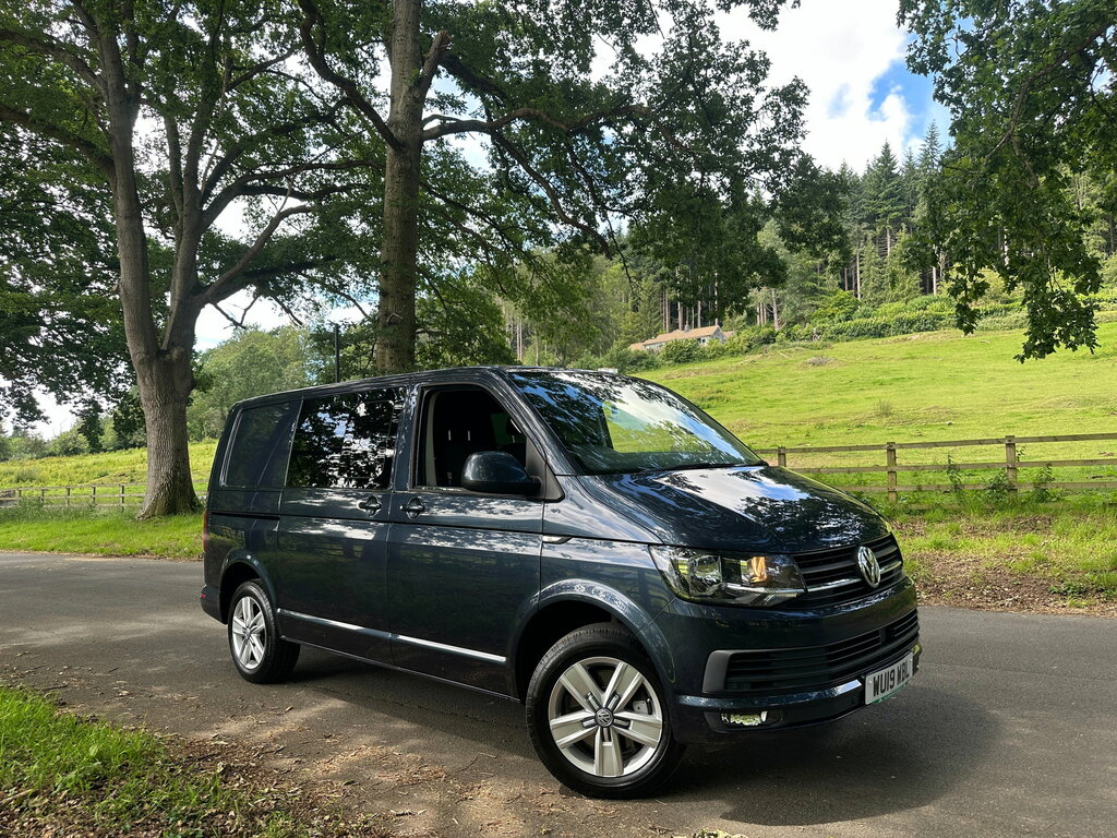 Volkswagen Transporter 2.0 Tdi T32 Bluemotion Tech Highline Kombi Double Blue