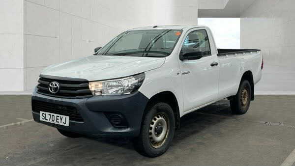 Toyota HILUX 2.4 D-4d Active Narrow Body Pickup Manu White #3