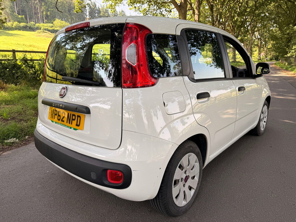 Fiat Panda 1.2 Pop Hatchback Euro 5 69 Bhp White #3