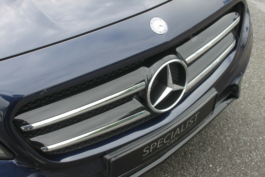 Mercedes-Benz GLA Class 220 D 4Matic Amg Line Premium XM58MAR #3