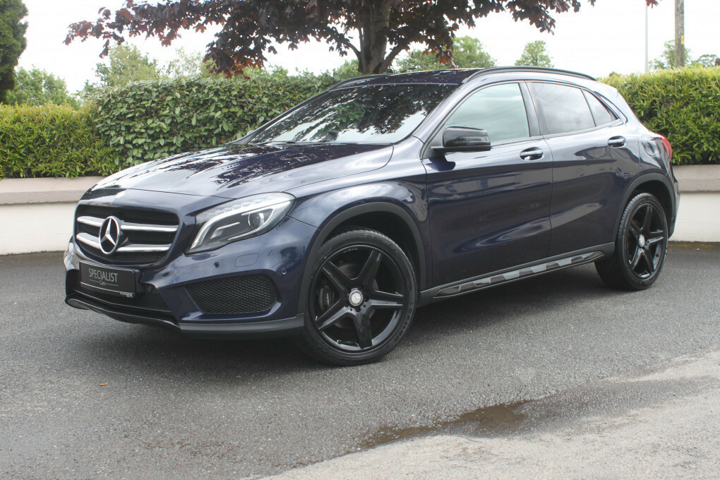 Mercedes-Benz GLA Class 220 D 4Matic Amg Line Premium