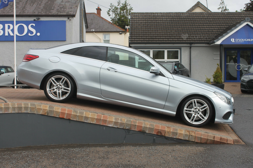 Mercedes-Benz E Class 2.0 E250 Amg Sport Blue #16
