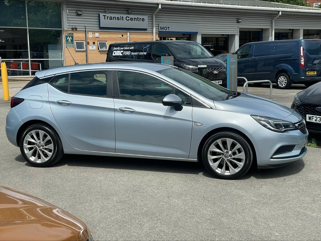 Vauxhall Astra 1.4T 16V 125 Energy Silver #4