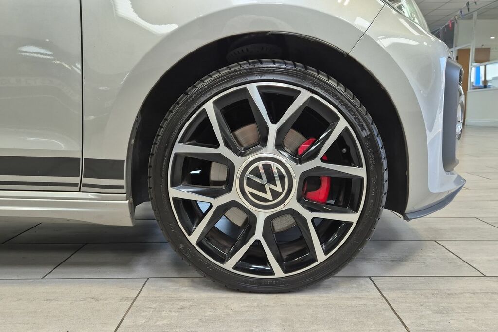 Volkswagen Up 1.0 Up Silver #29