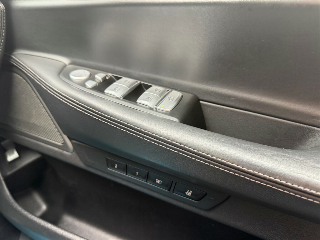 BMW 7 Series   #17