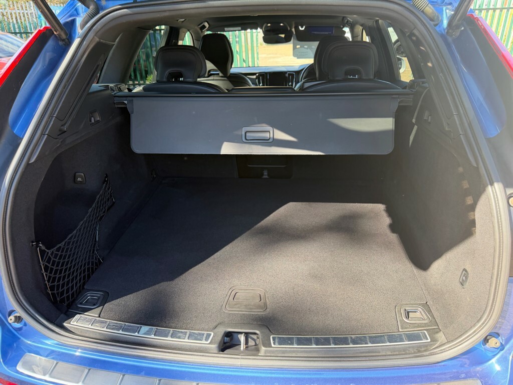 Volvo XC60 D4 R-design Awd WA68NUF Blue #5