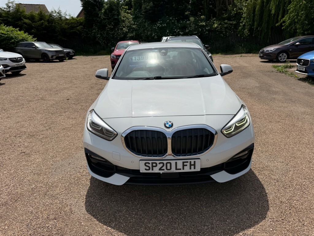 BMW 1 Series Sport White