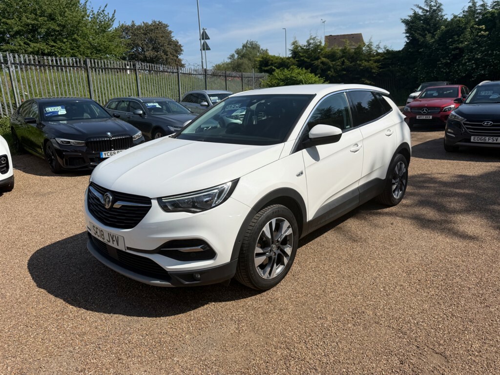Vauxhall Grandland X Sport Nav Ss SC18JYV White #2
