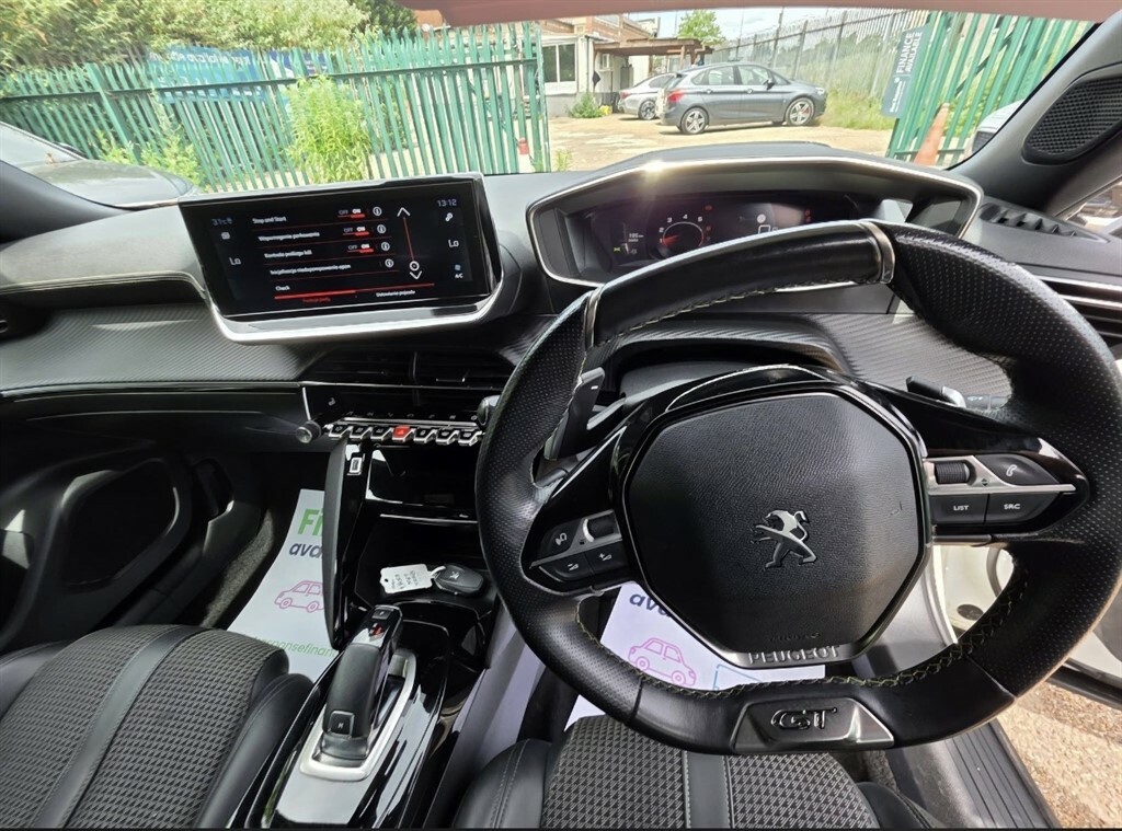 Peugeot 2008 Puretech Ss Allure Grey #14