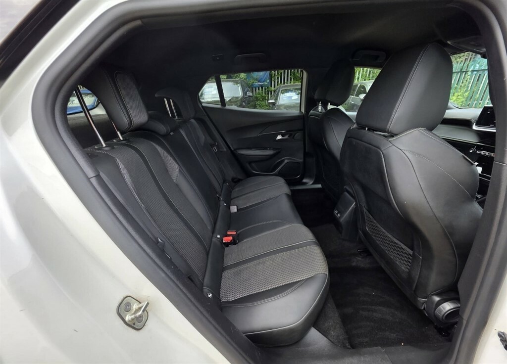 Peugeot 2008 Puretech Ss Allure Grey #11