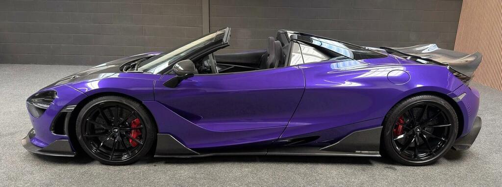 McLaren 720S Spider Spider Silver #8