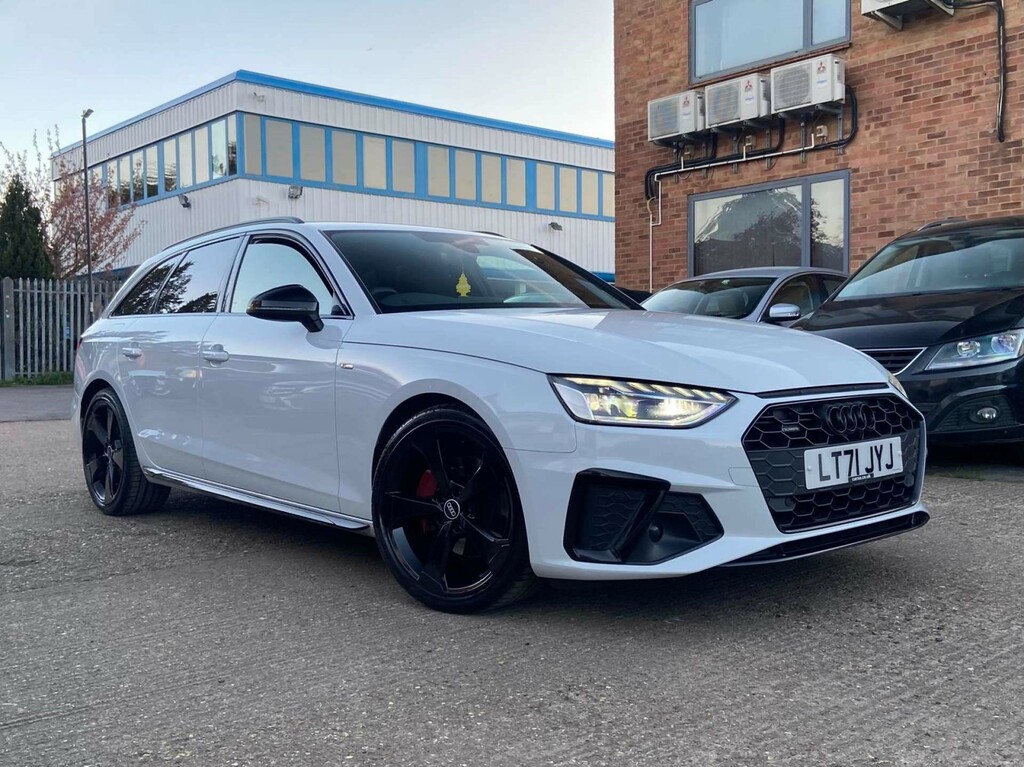 Audi A4 Avant 40 Black Edition S Tronic Quattro Euro 6 Ss