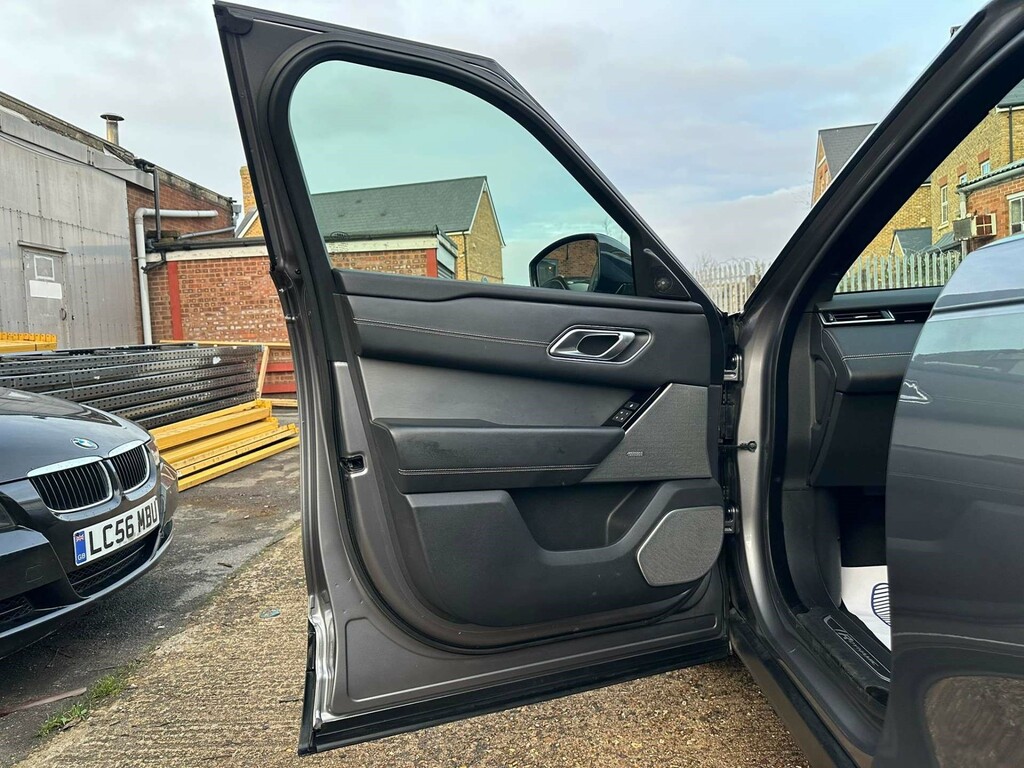 Land Rover Range Rover Velar 2.0 D180 Hse Suv 4Wd Euro 6 Ss Silver #39