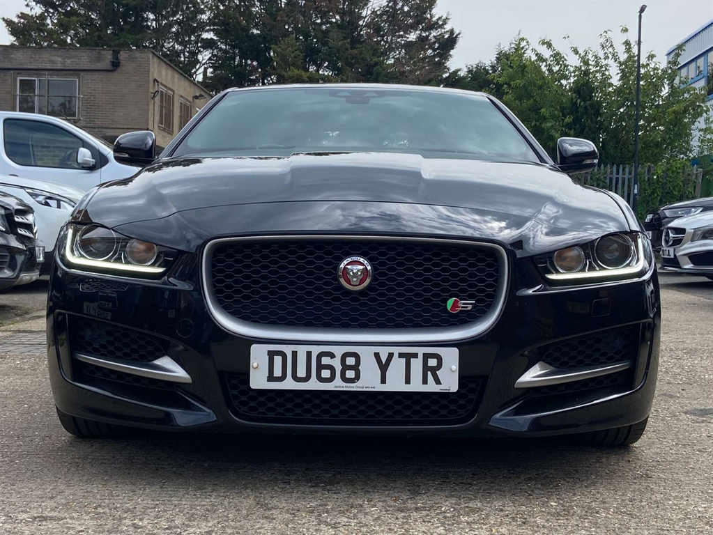 Jaguar XE R-sport Saloon Euro 6 Ss  #5