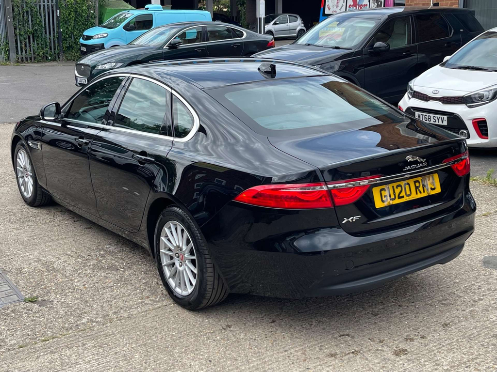 Jaguar XF Chequered Flag White #56