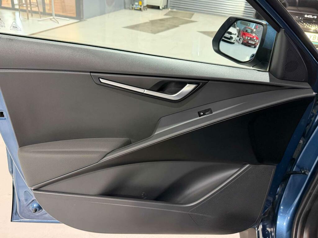 Kia Niro Niro 2 Phev Orange #27