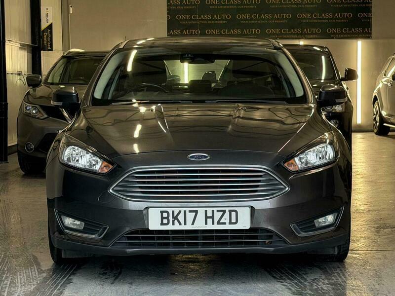 Ford Focus 1.0T Ecoboost Titanium Grey