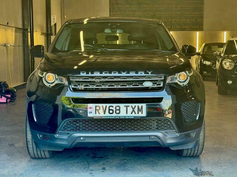 Land Rover Discovery Sport 2.0 Td4 Landmark RV68TXM Black #2